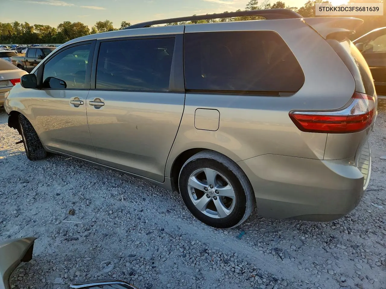 2015 TOYOTA SIENNA VIN 5TDKK3DC3FS681639 — фото 2