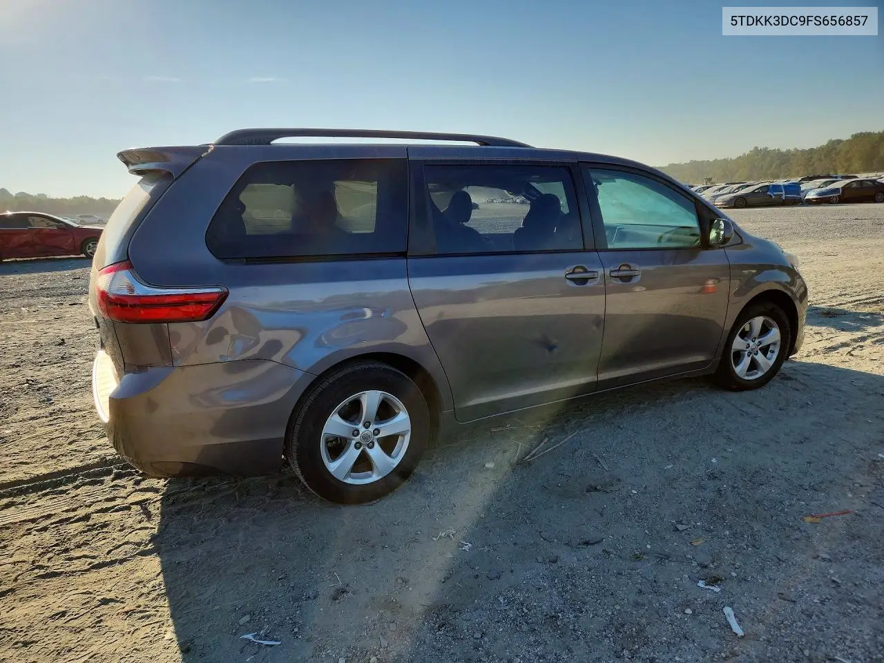 2015 TOYOTA SIENNA VIN 5TDKK3DC9FS656857 — фото 3