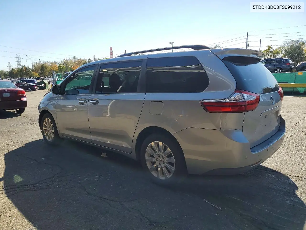2015 TOYOTA SIENNA VIN 5TDDK3DC3FS099212 — фото 2
