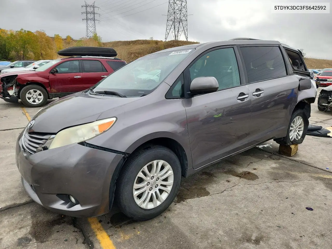 TOYOTA SIENNA 2015, VIN 5TDYK3DC3FS642592