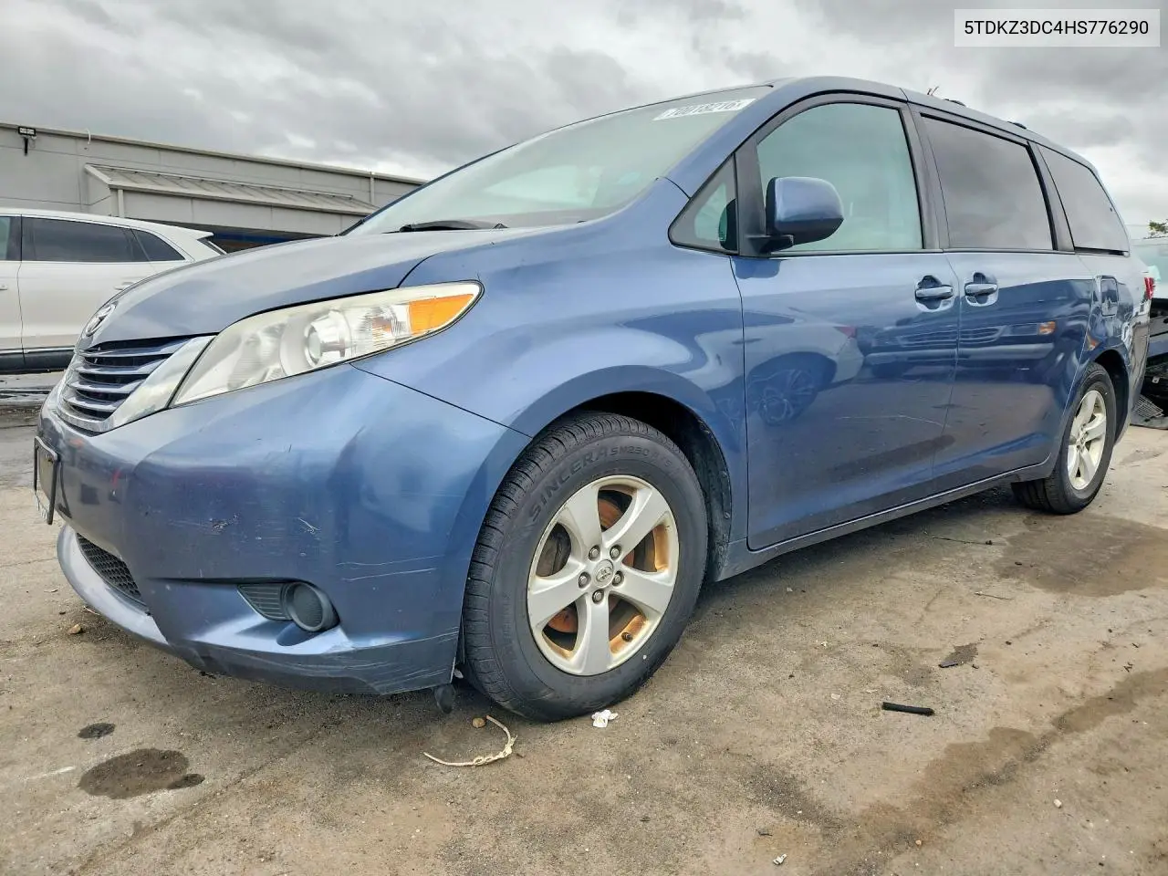 TOYOTA SIENNA 2017, VIN 5TDKZ3DC4HS776290