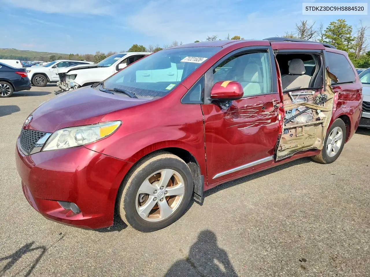 TOYOTA SIENNA 2017, VIN 5TDKZ3DC9HS884520
