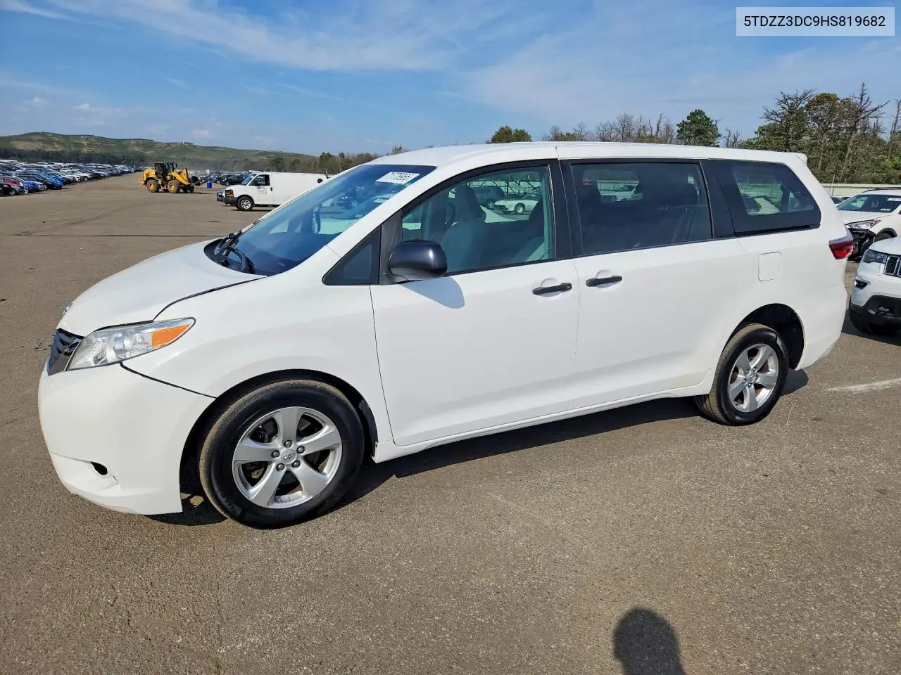TOYOTA SIENNA 2017, VIN 5TDZZ3DC9HS819682