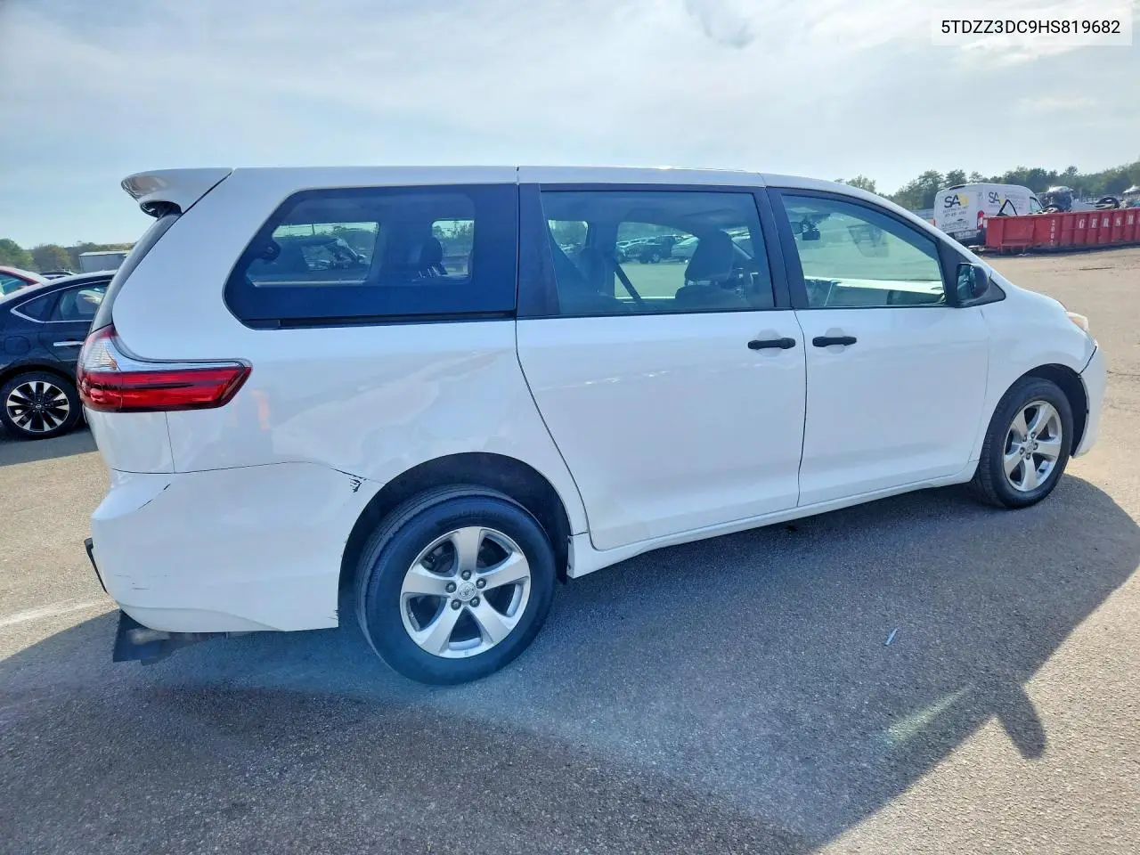 2017 TOYOTA SIENNA VIN 5TDZZ3DC9HS819682 — фото 3