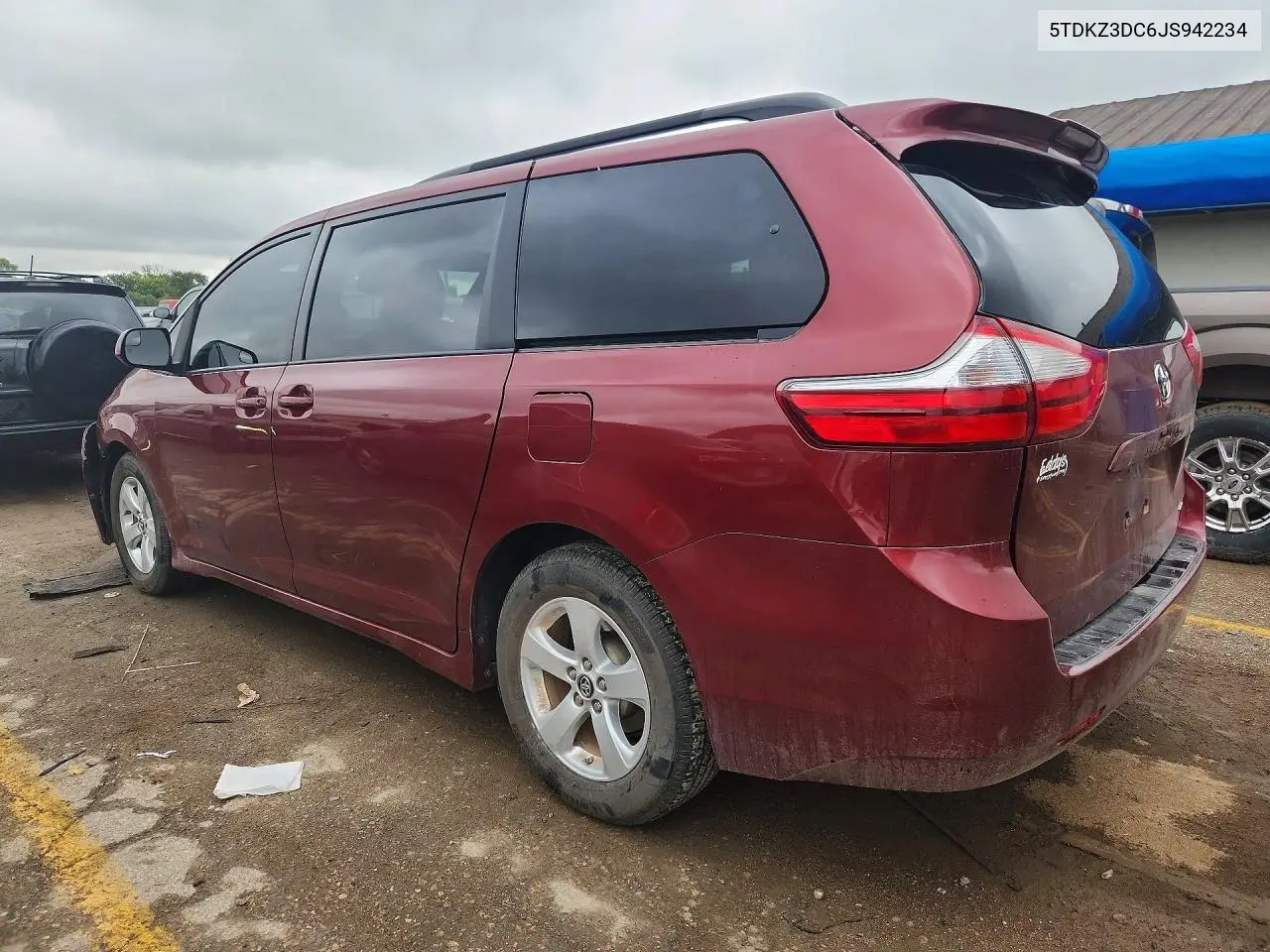 2018 TOYOTA SIENNA VIN 5TDKZ3DC6JS942234 — фото 2