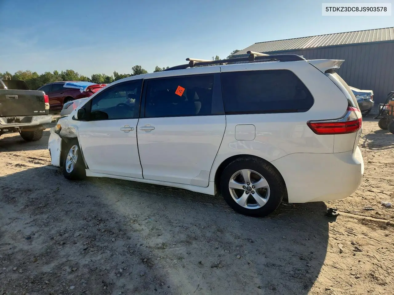 2018 TOYOTA SIENNA VIN 5TDKZ3DC8JS903578 — фото 2