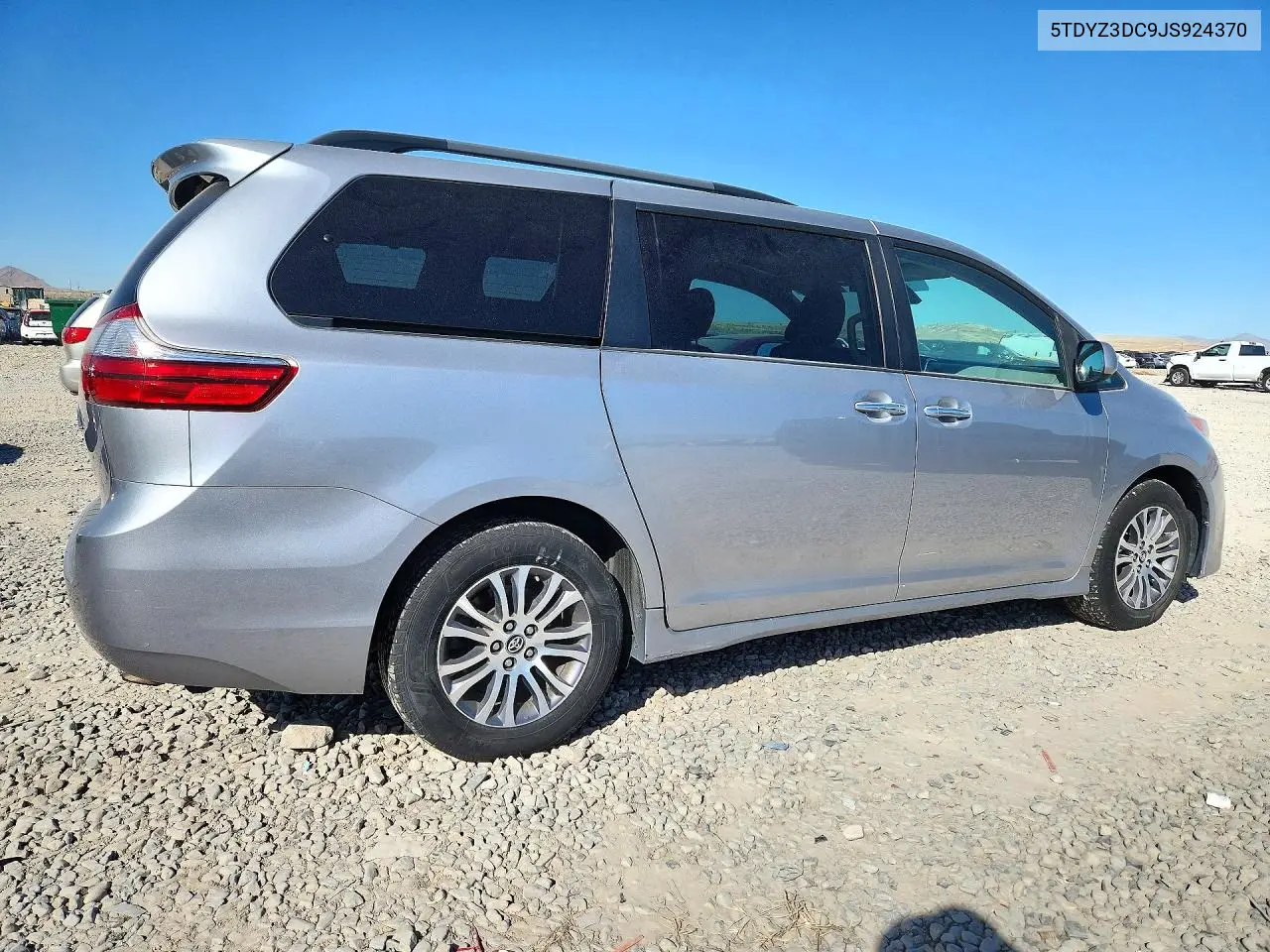2018 TOYOTA SIENNA VIN 5TDYZ3DC9JS924370 — фото 3