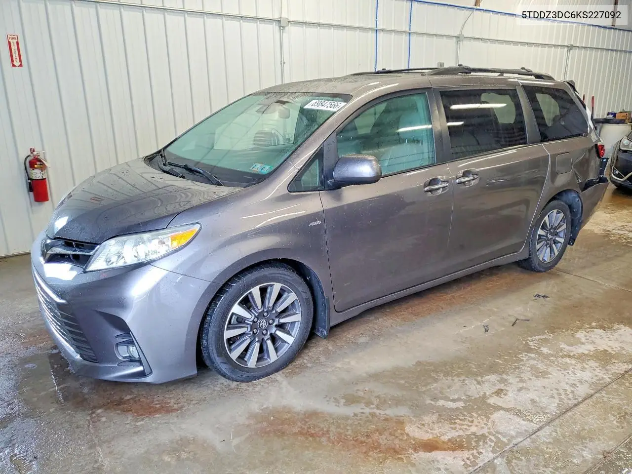 TOYOTA SIENNA 2019, VIN 5TDDZ3DC6KS227092