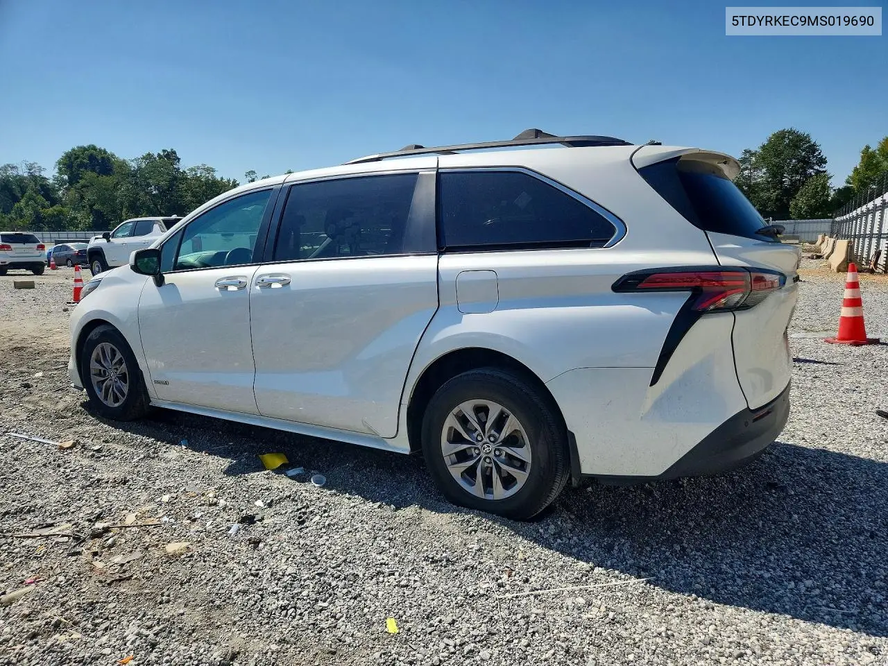2021 TOYOTA SIENNA VIN 5TDYRKEC9MS019690 — фото 2