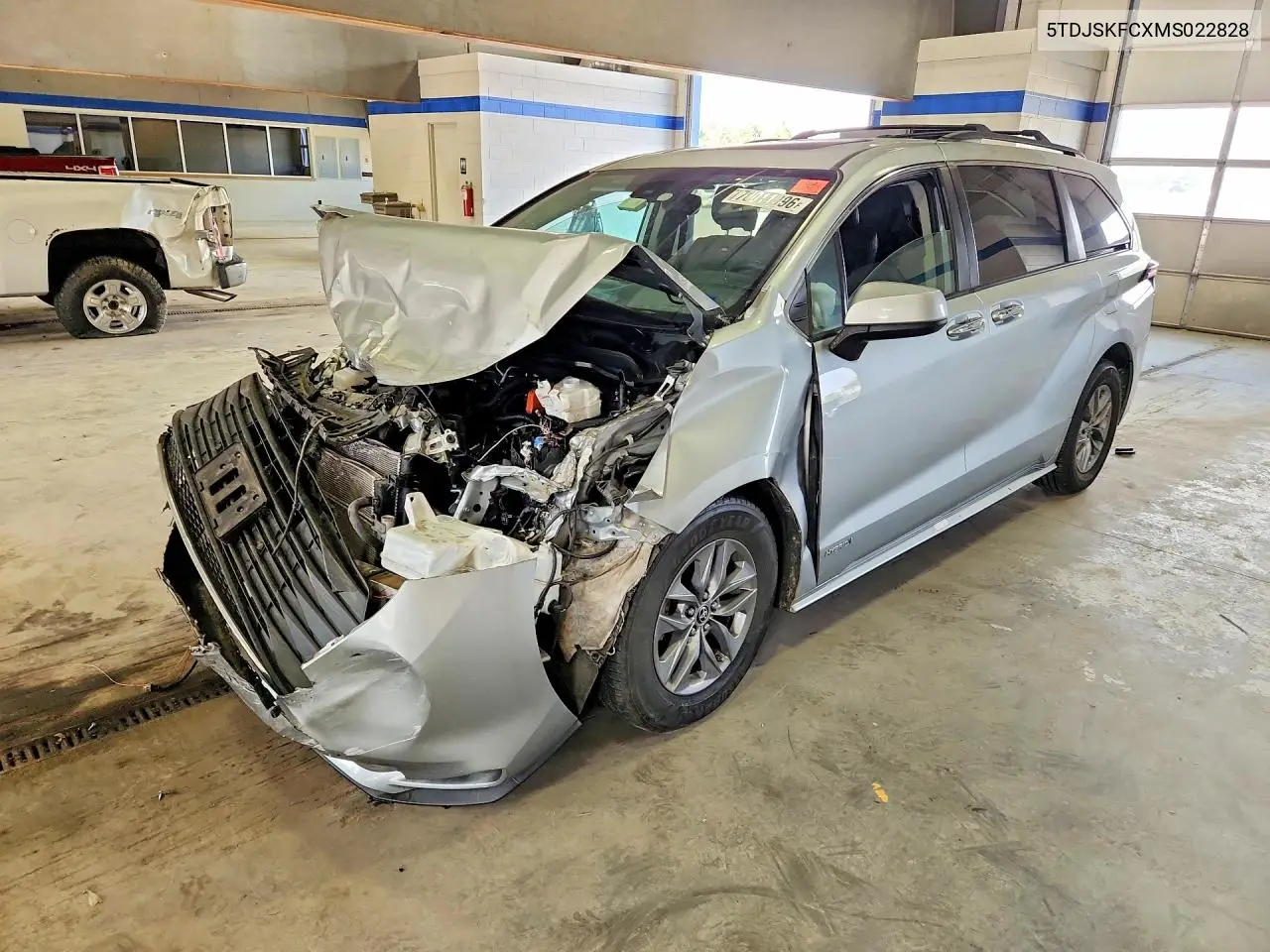 TOYOTA SIENNA 2021, VIN 5TDJSKFCXMS022828