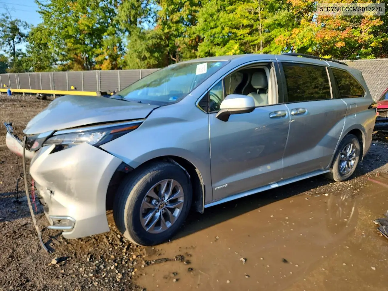 TOYOTA SIENNA 2021, VIN 5TDYSKFC0MS017278