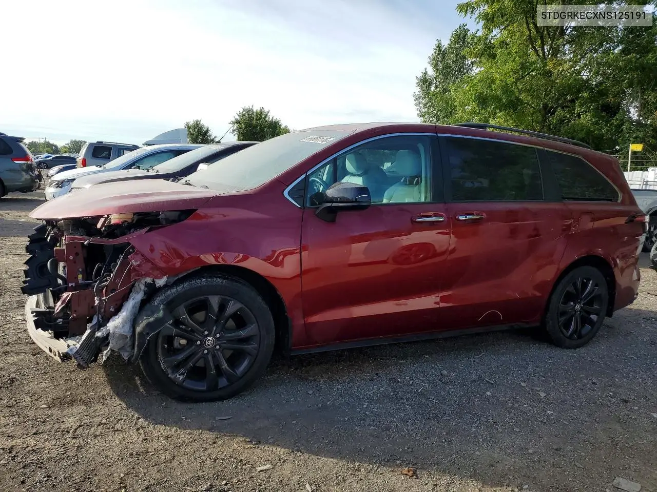 TOYOTA SIENNA 2022, VIN 5TDGRKECXNS125191