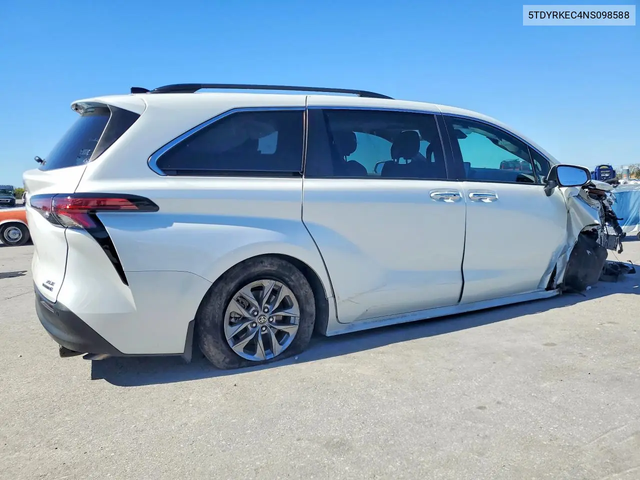 2022 TOYOTA SIENNA VIN 5TDYRKEC4NS098588 — фото 3
