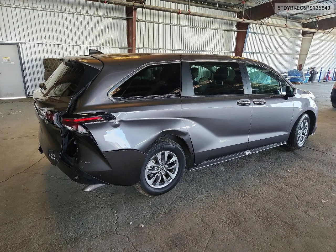 2023 TOYOTA SIENNA VIN 5TDYRKEC6PS136843 — фото 3