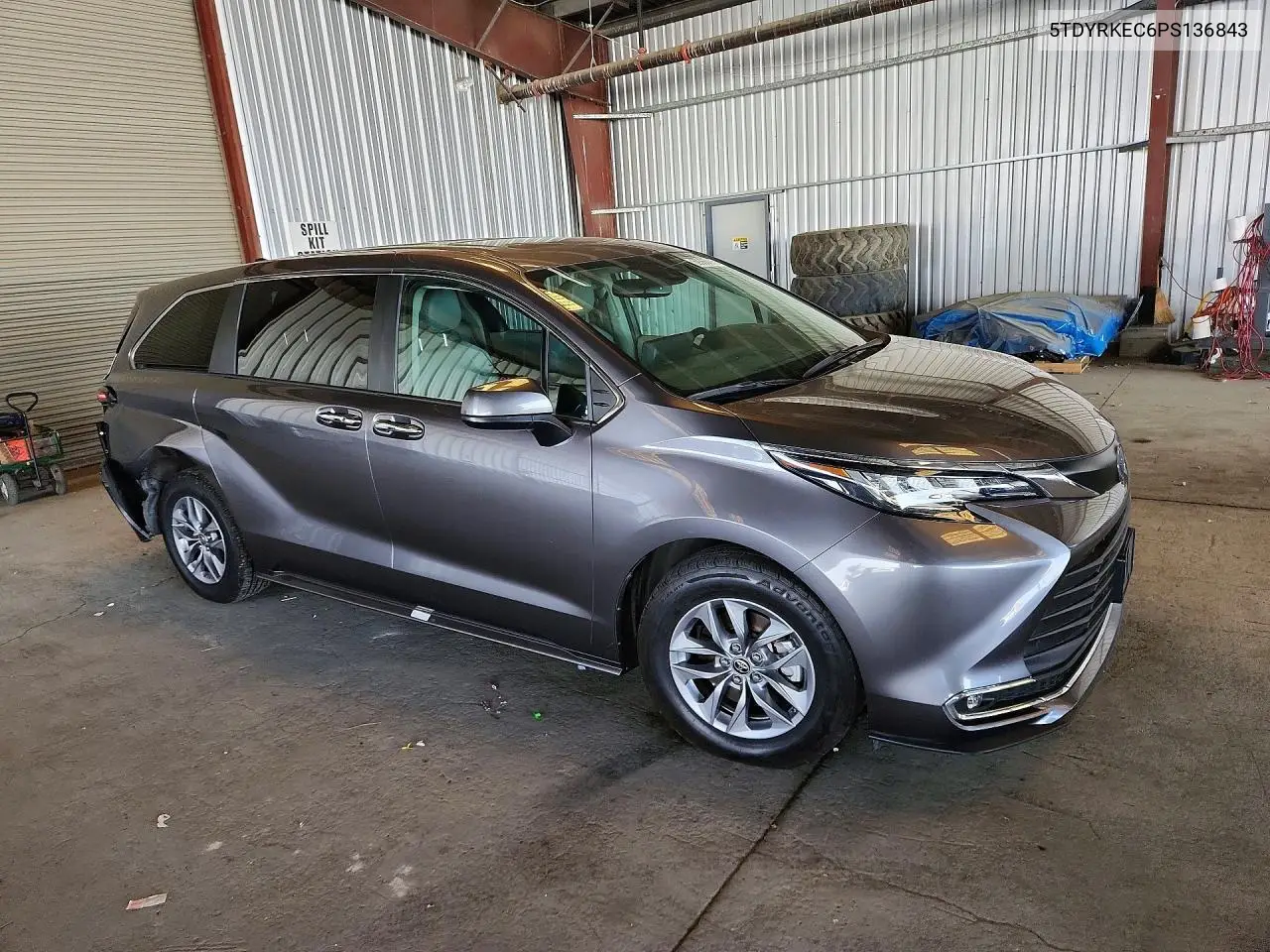 2023 TOYOTA SIENNA VIN 5TDYRKEC6PS136843 — фото 4