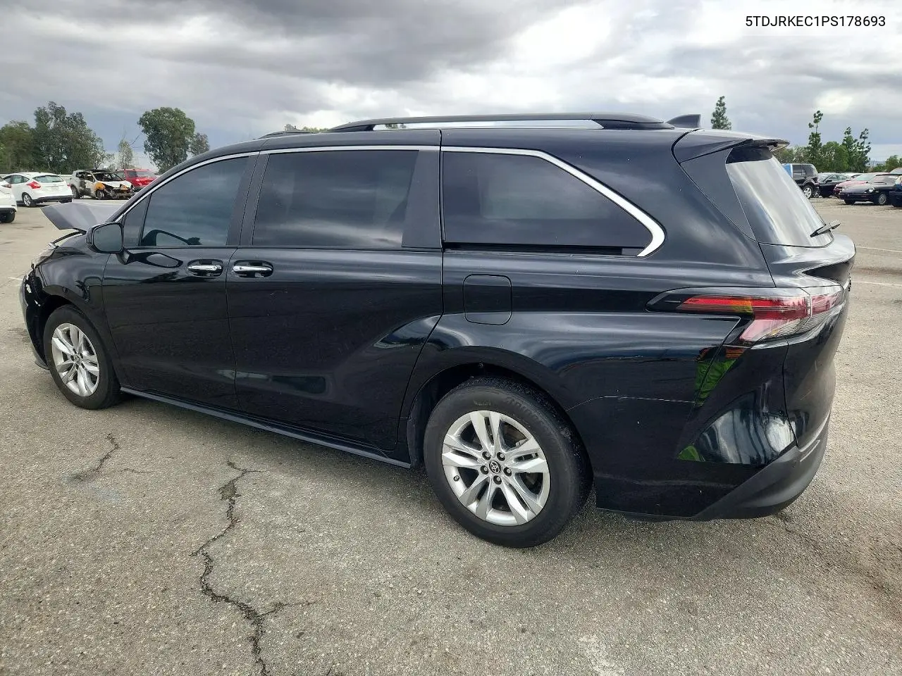 2023 TOYOTA SIENNA VIN 5TDJRKEC1PS178693 — фото 2