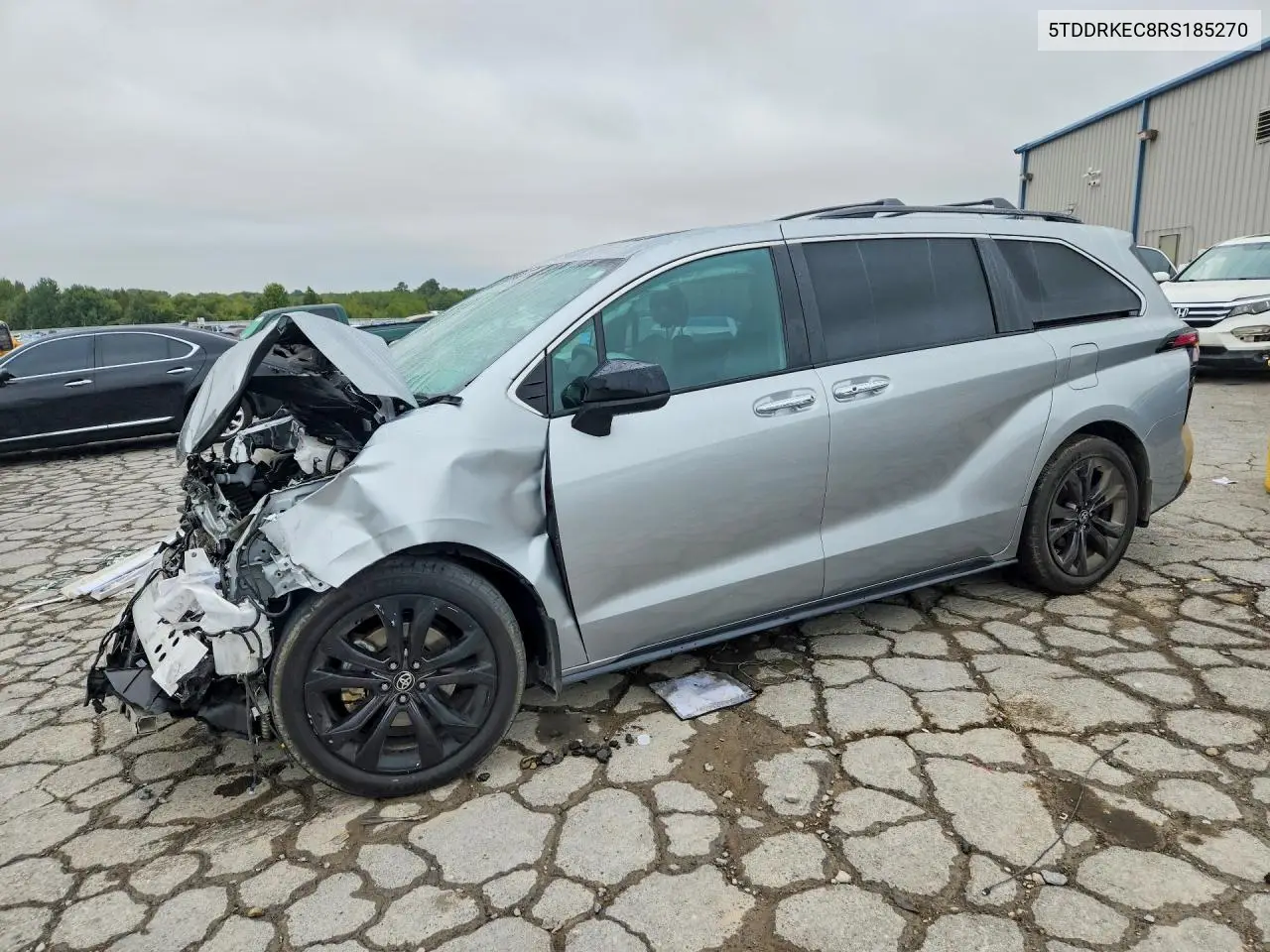 TOYOTA SIENNA 2024, VIN 5TDDRKEC8RS185270