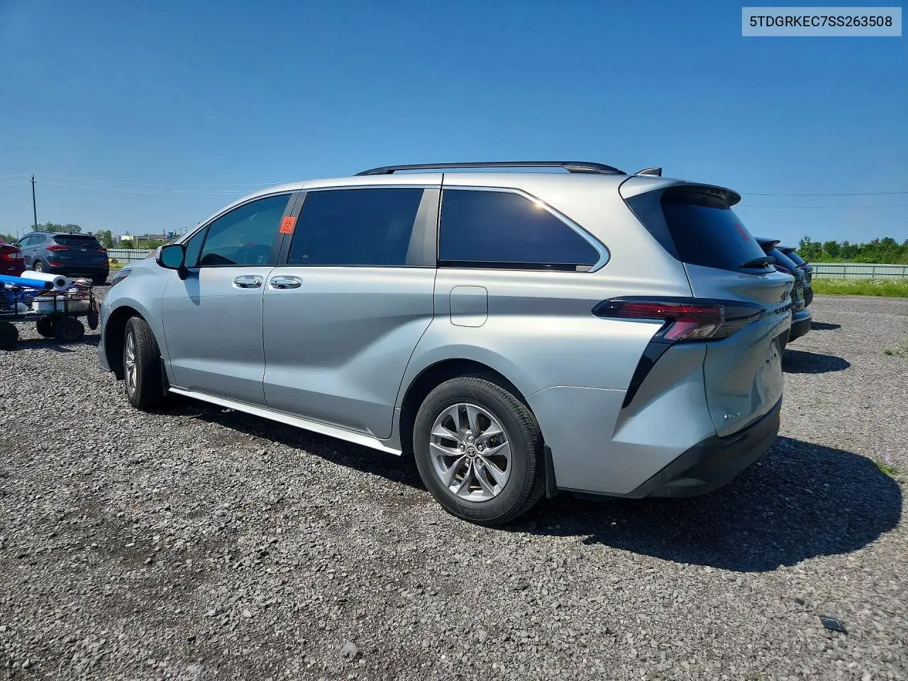 2025 TOYOTA SIENNA VIN 5TDGRKEC7SS263508 — фото 2