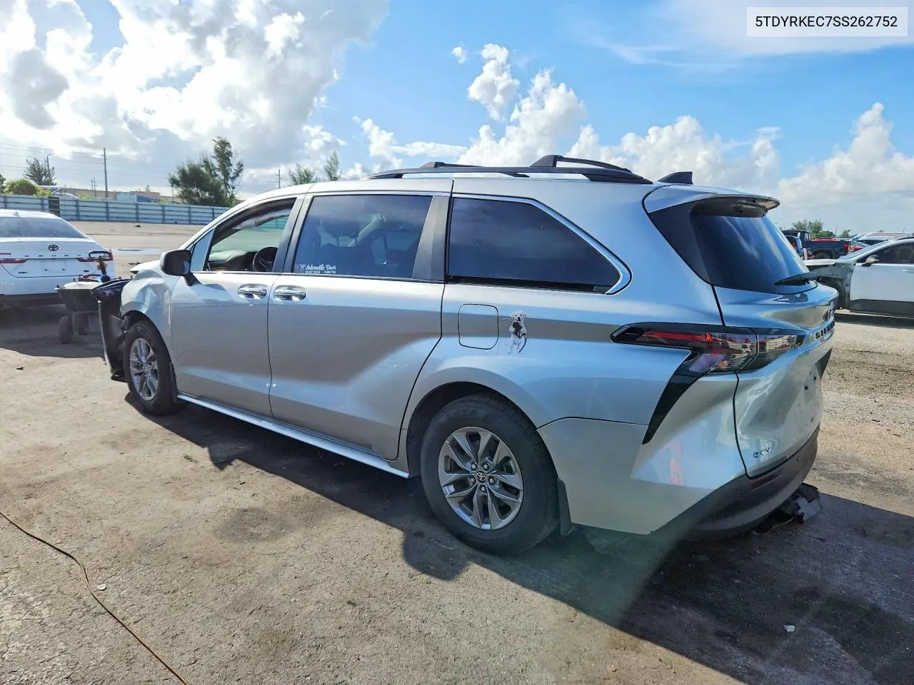 2025 TOYOTA SIENNA VIN 5TDYRKEC7SS262752 — фото 2