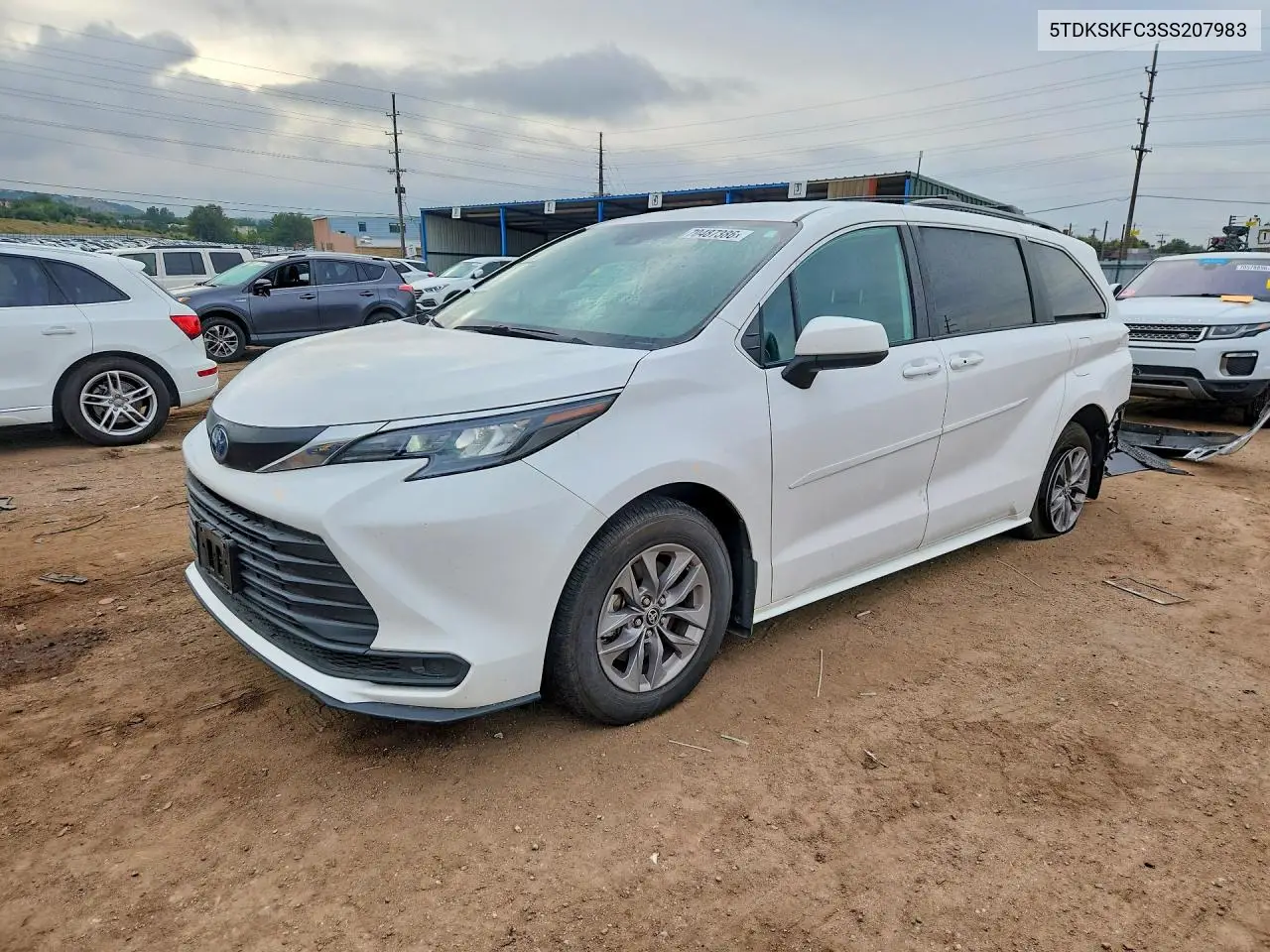TOYOTA SIENNA 2025, VIN 5TDKSKFC3SS207983