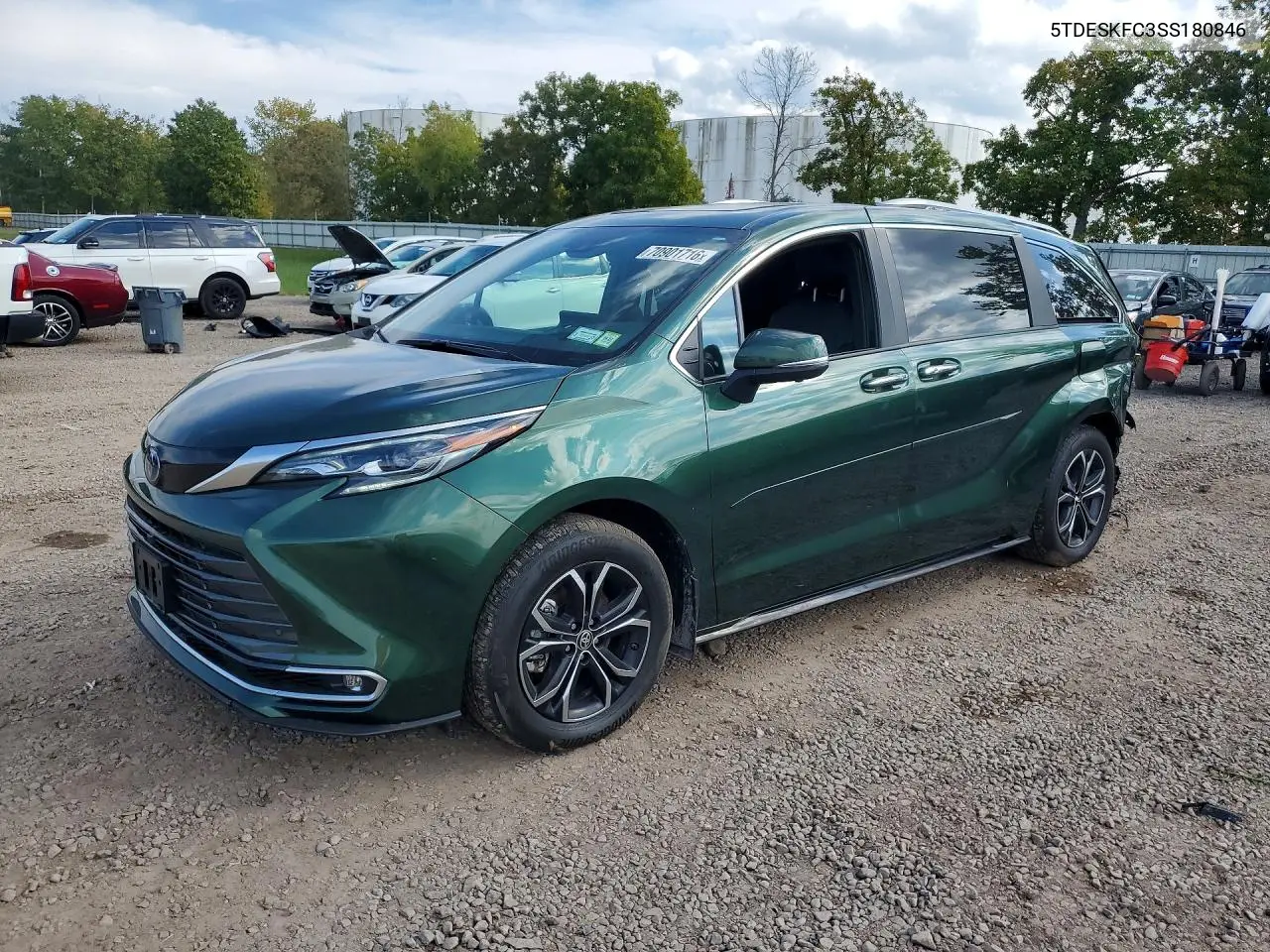 TOYOTA SIENNA 2025, VIN 5TDESKFC3SS180846