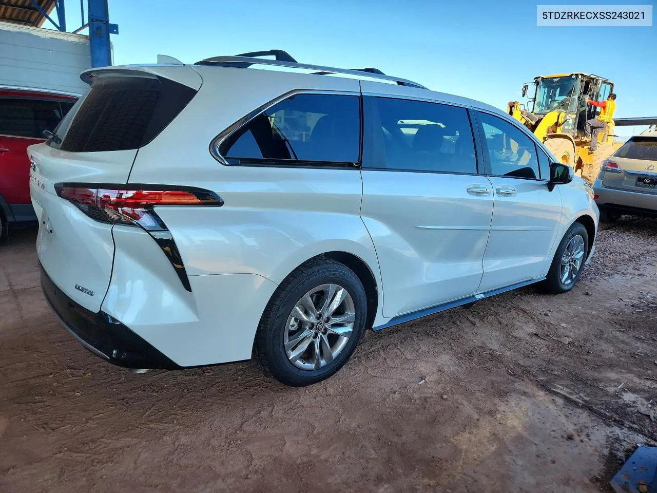 2025 TOYOTA SIENNA VIN 5TDZRKECXSS243021 — фото 3