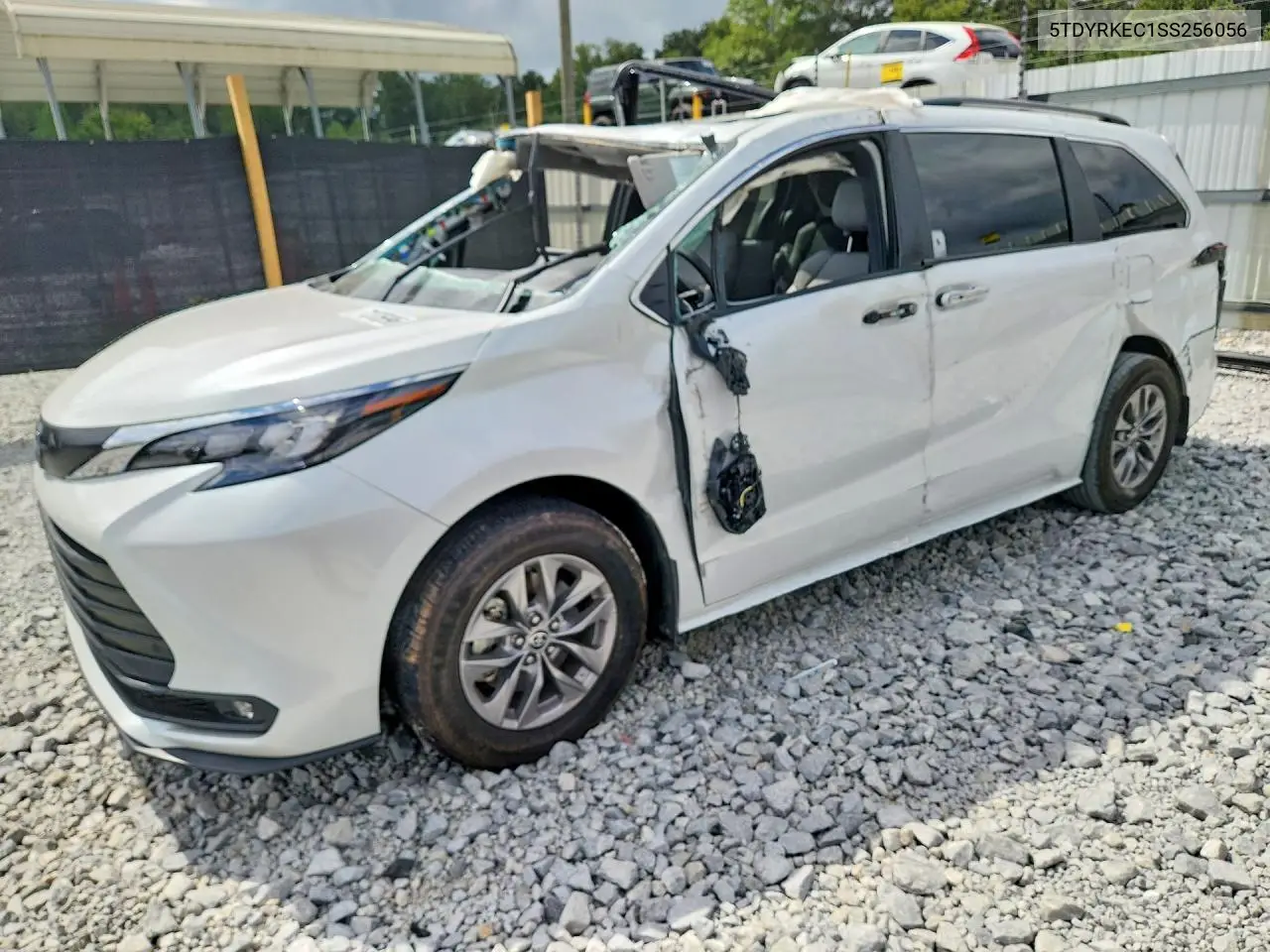 TOYOTA SIENNA 2025, VIN 5TDYRKEC1SS256056