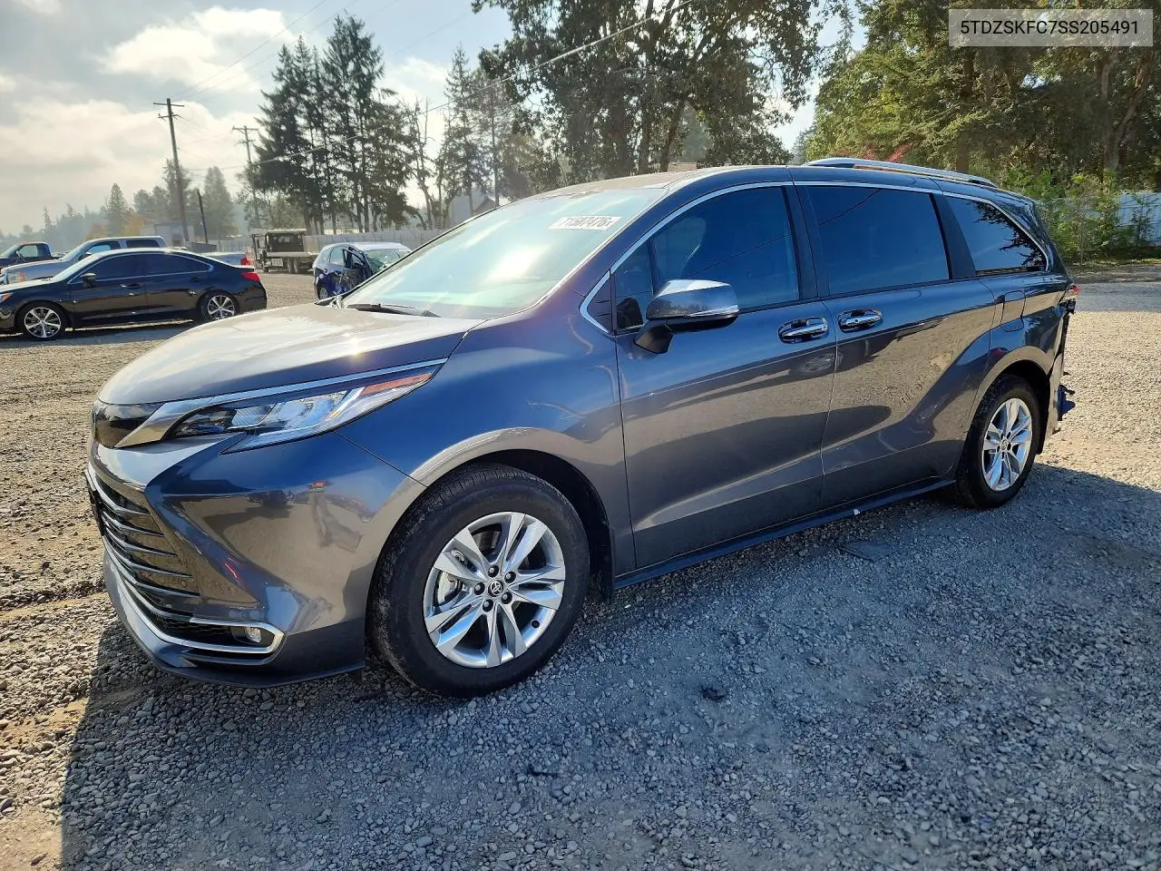 TOYOTA SIENNA 2025, VIN 5TDZSKFC7SS205491