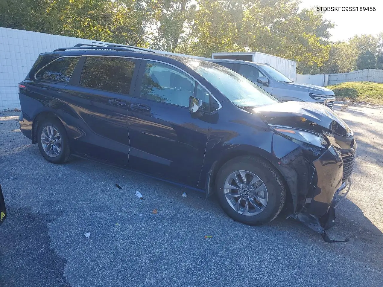 2025 TOYOTA SIENNA VIN 5TDBSKFC9SS189456 — фото 4