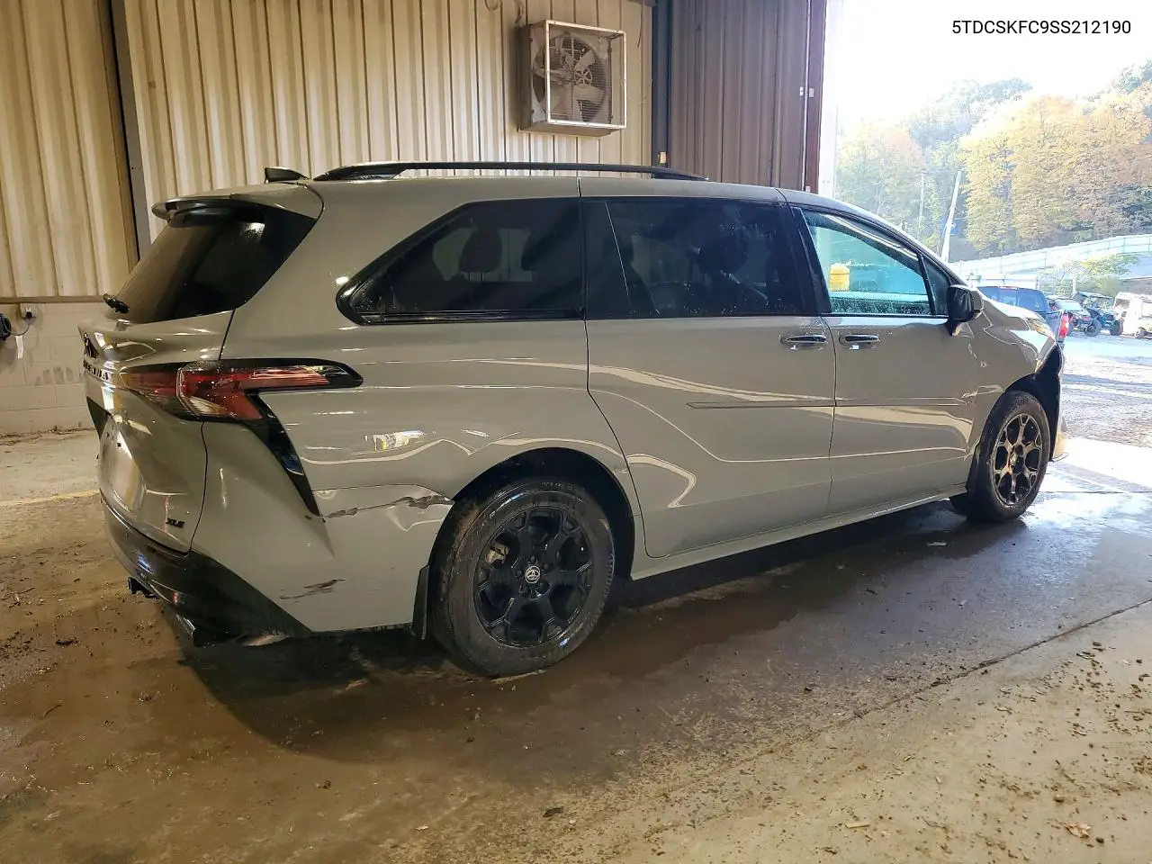 2025 TOYOTA SIENNA VIN 5TDCSKFC9SS212190 — фото 3