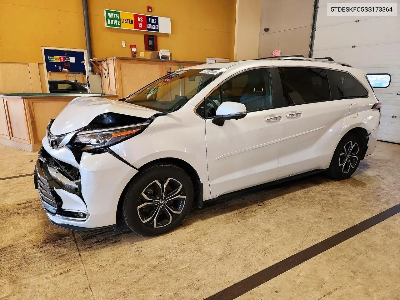 TOYOTA SIENNA 2025, VIN 5TDESKFC5SS173364