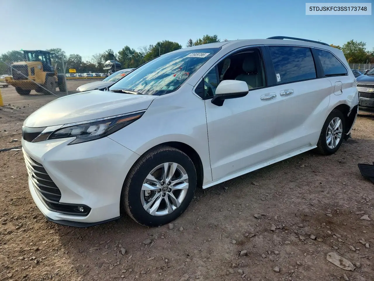 TOYOTA SIENNA 2025, VIN 5TDJSKFC3SS173748