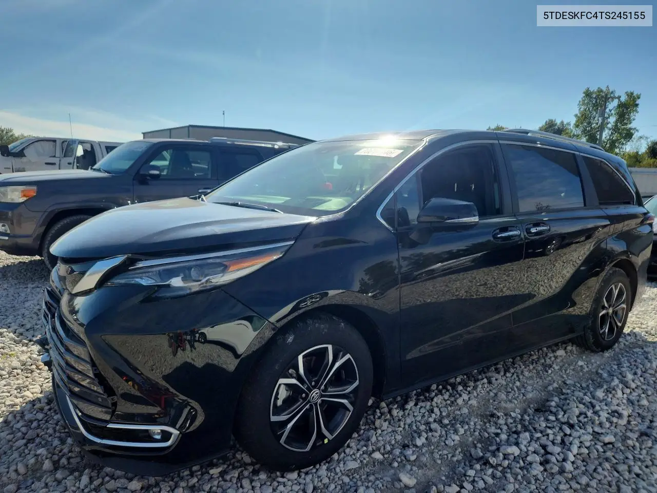 TOYOTA SIENNA 2026, VIN 5TDESKFC4TS245155