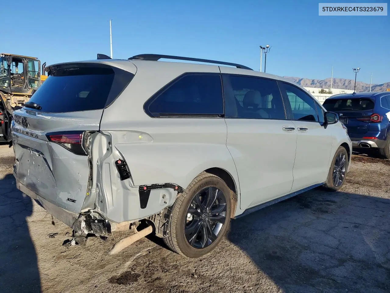 2026 TOYOTA SIENNA VIN 5TDXRKEC4TS323679 — фото 3