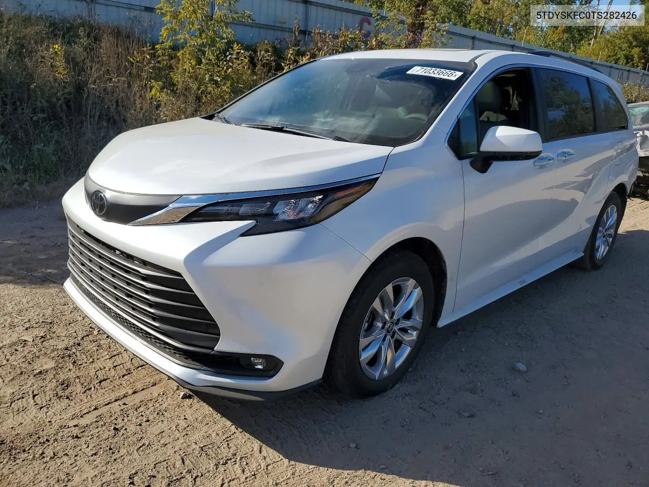 TOYOTA SIENNA 2026, VIN 5TDYSKFC0TS282426