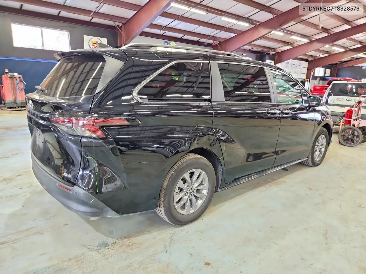 2026 TOYOTA SIENNA VIN 5TDYRKEC7TS328573 — фото 3
