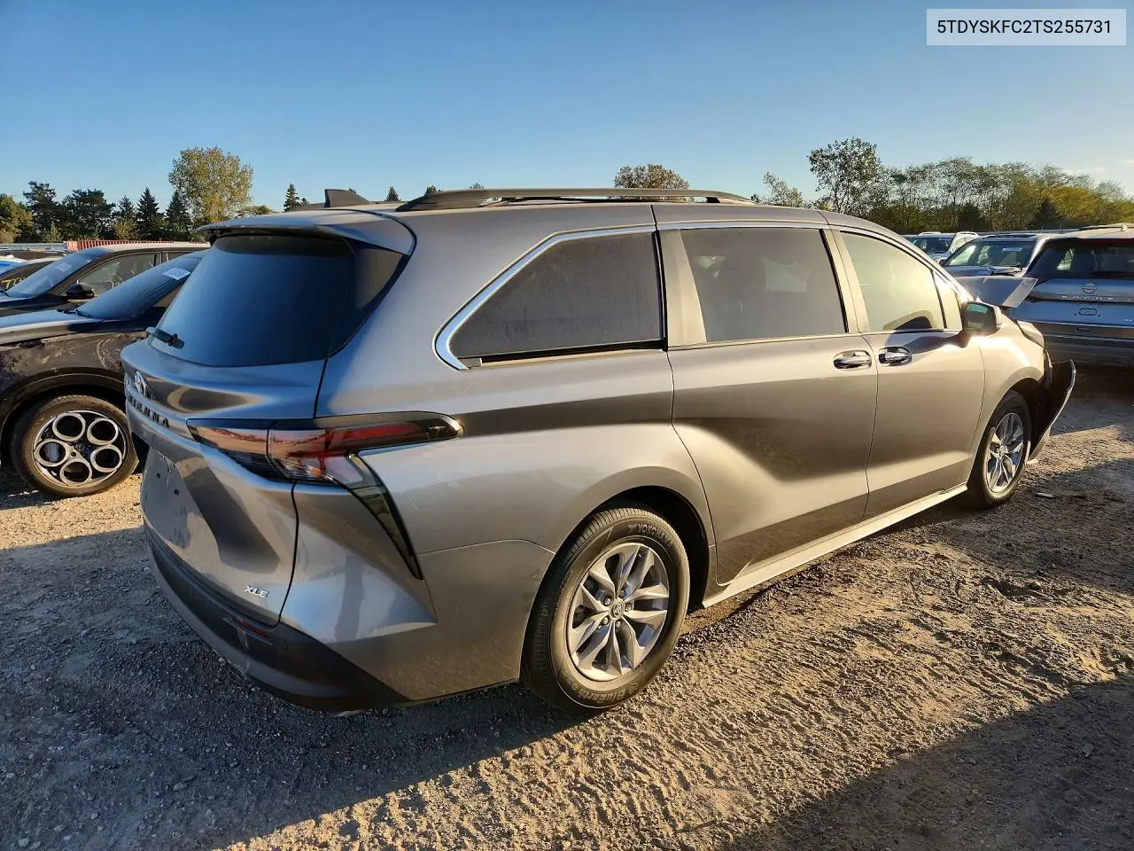 2026 TOYOTA SIENNA VIN 5TDYSKFC2TS255731 — фото 3