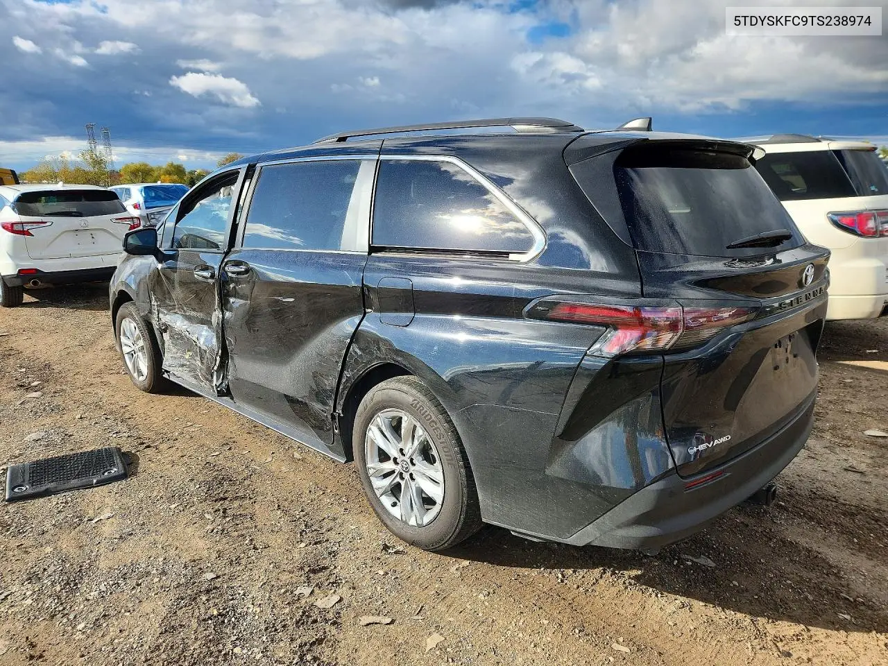 2026 TOYOTA SIENNA VIN 5TDYSKFC9TS238974 — фото 2