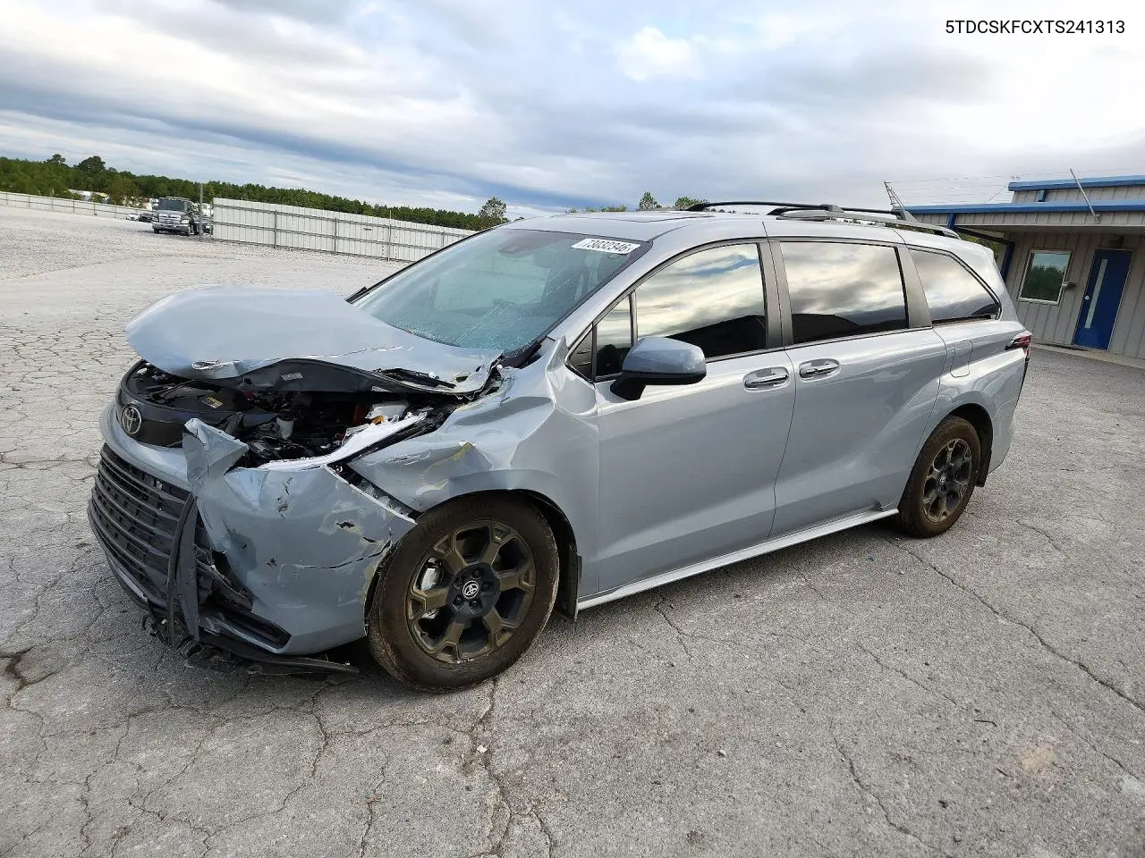 TOYOTA SIENNA 2026, VIN 5TDCSKFCXTS241313