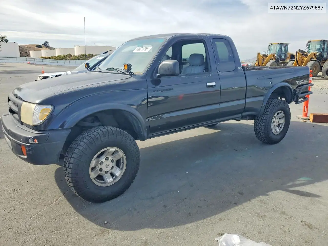 TOYOTA TACOMA 2000, VIN 4TAWN72N2YZ679687