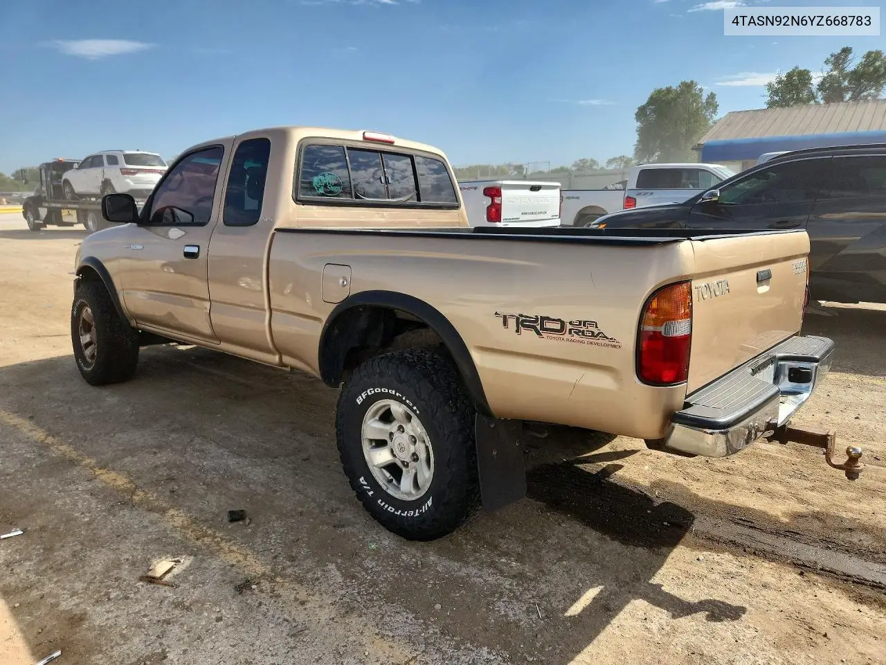 2000 TOYOTA TACOMA VIN 4TASN92N6YZ668783 — фото 2