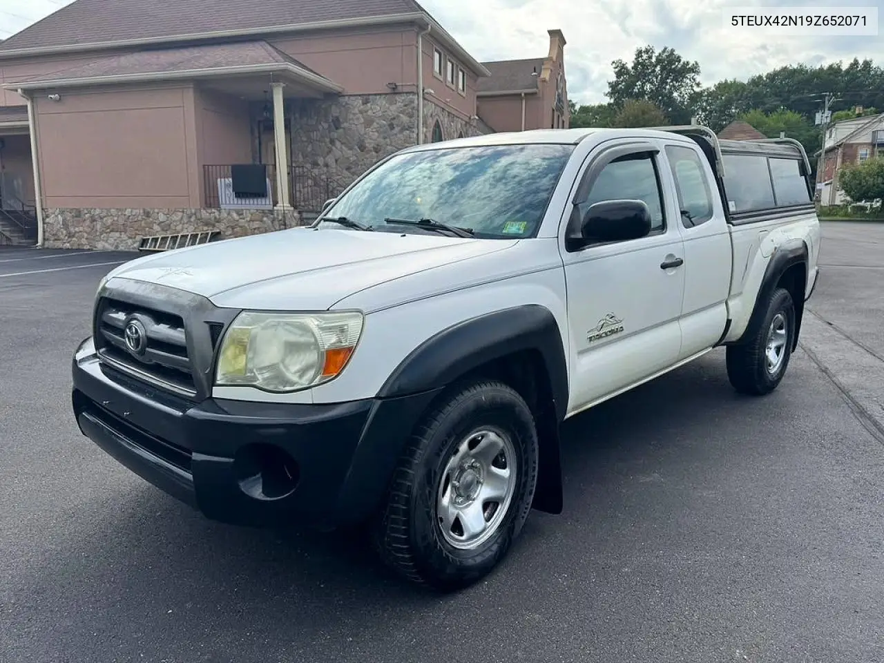 TOYOTA TACOMA 2009, VIN 5TEUX42N19Z652071