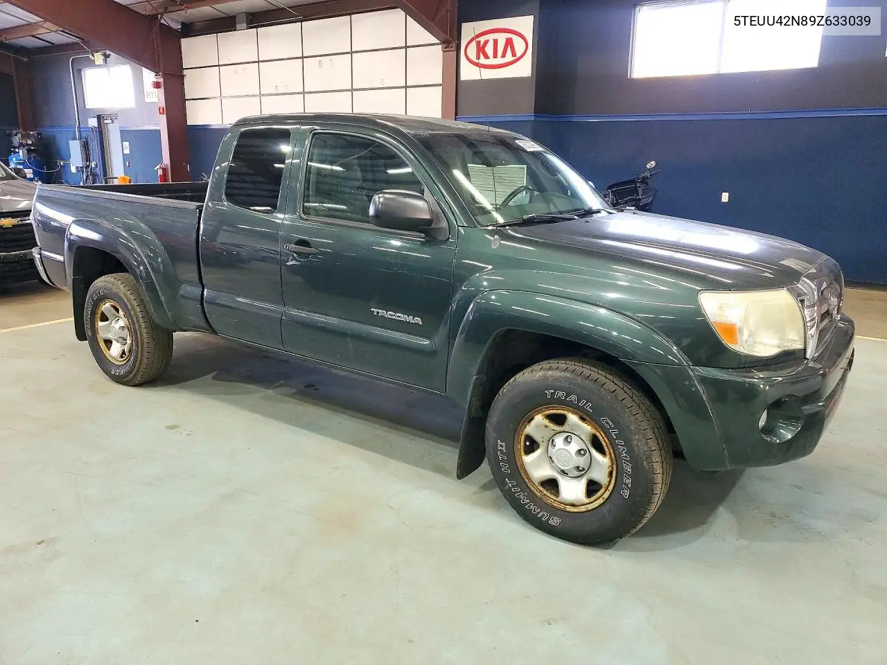 TOYOTA TACOMA 2009, VIN 5TEUU42N89Z633039