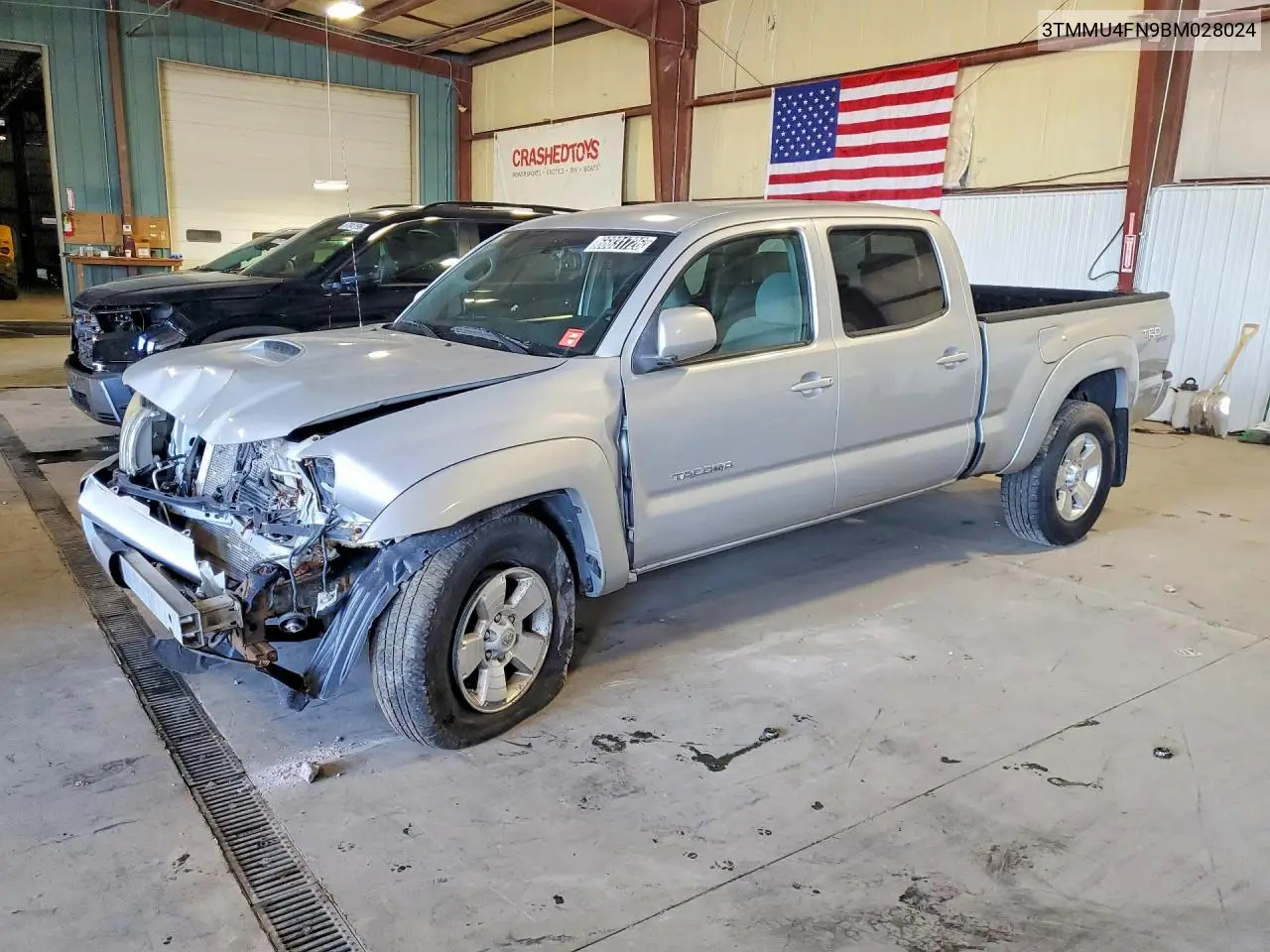 TOYOTA TACOMA 2011, VIN 3TMMU4FN9BM028024
