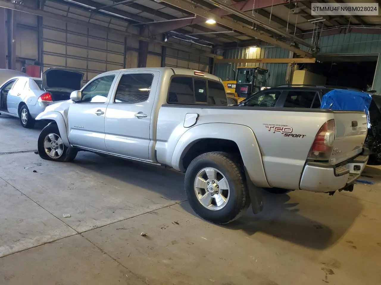 2011 TOYOTA TACOMA VIN 3TMMU4FN9BM028024 — фото 2