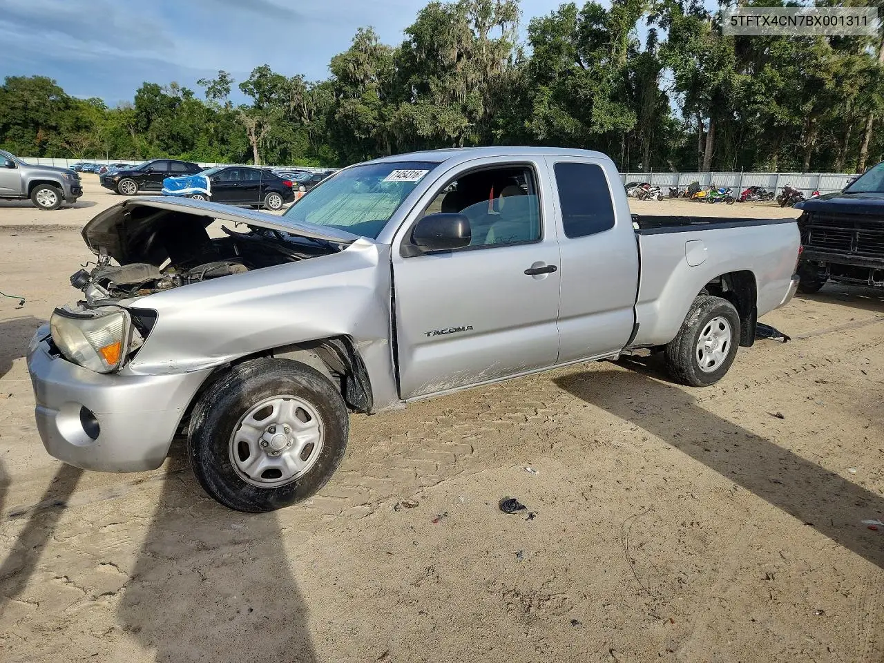 TOYOTA TACOMA 2011, VIN 5TFTX4CN7BX001311