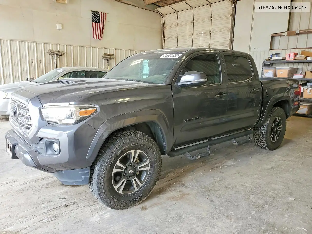 TOYOTA TACOMA 2017, VIN 5TFAZ5CN6HX054047