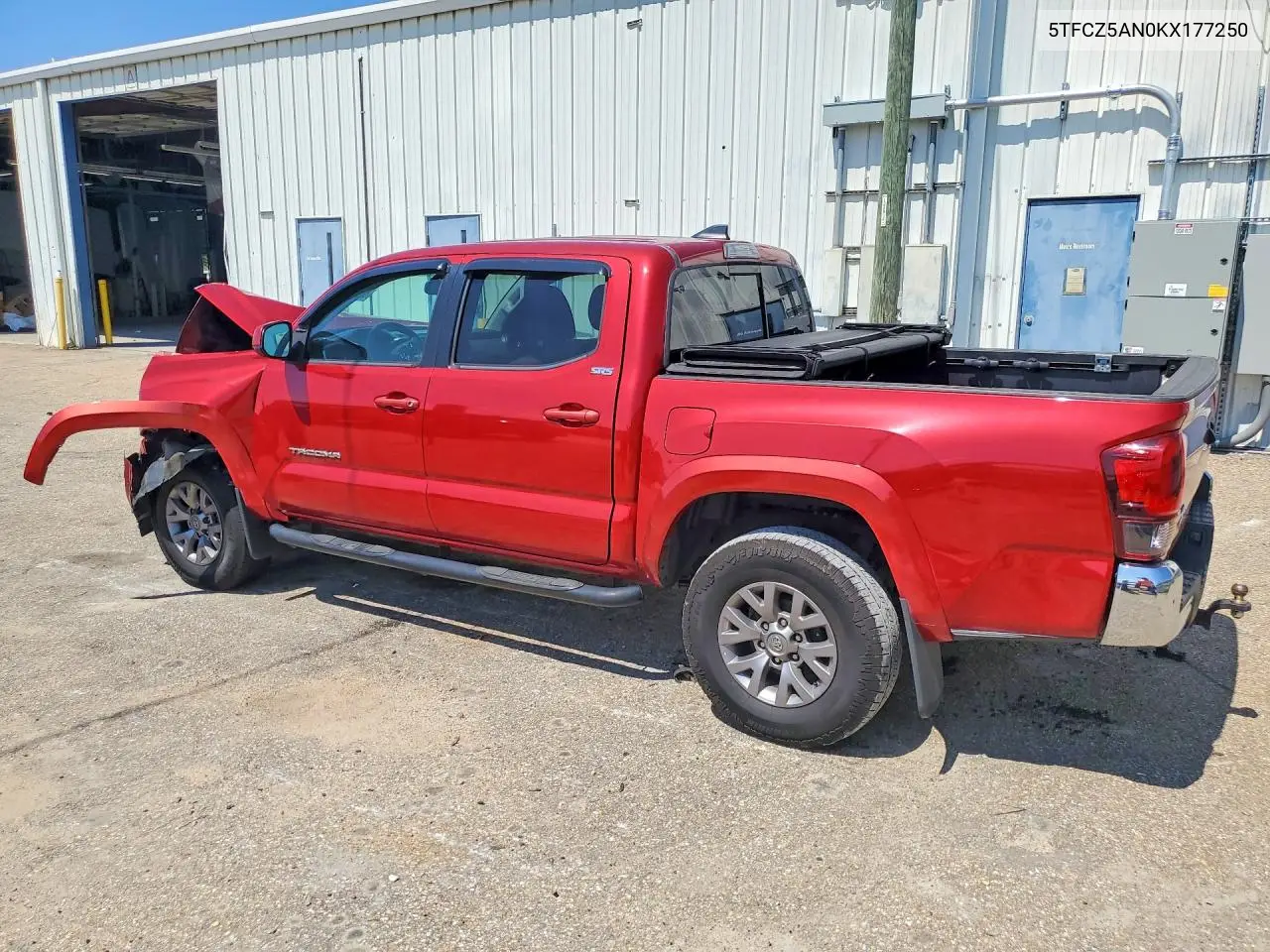 2019 TOYOTA TACOMA VIN 5TFCZ5AN0KX177250 — фото 2