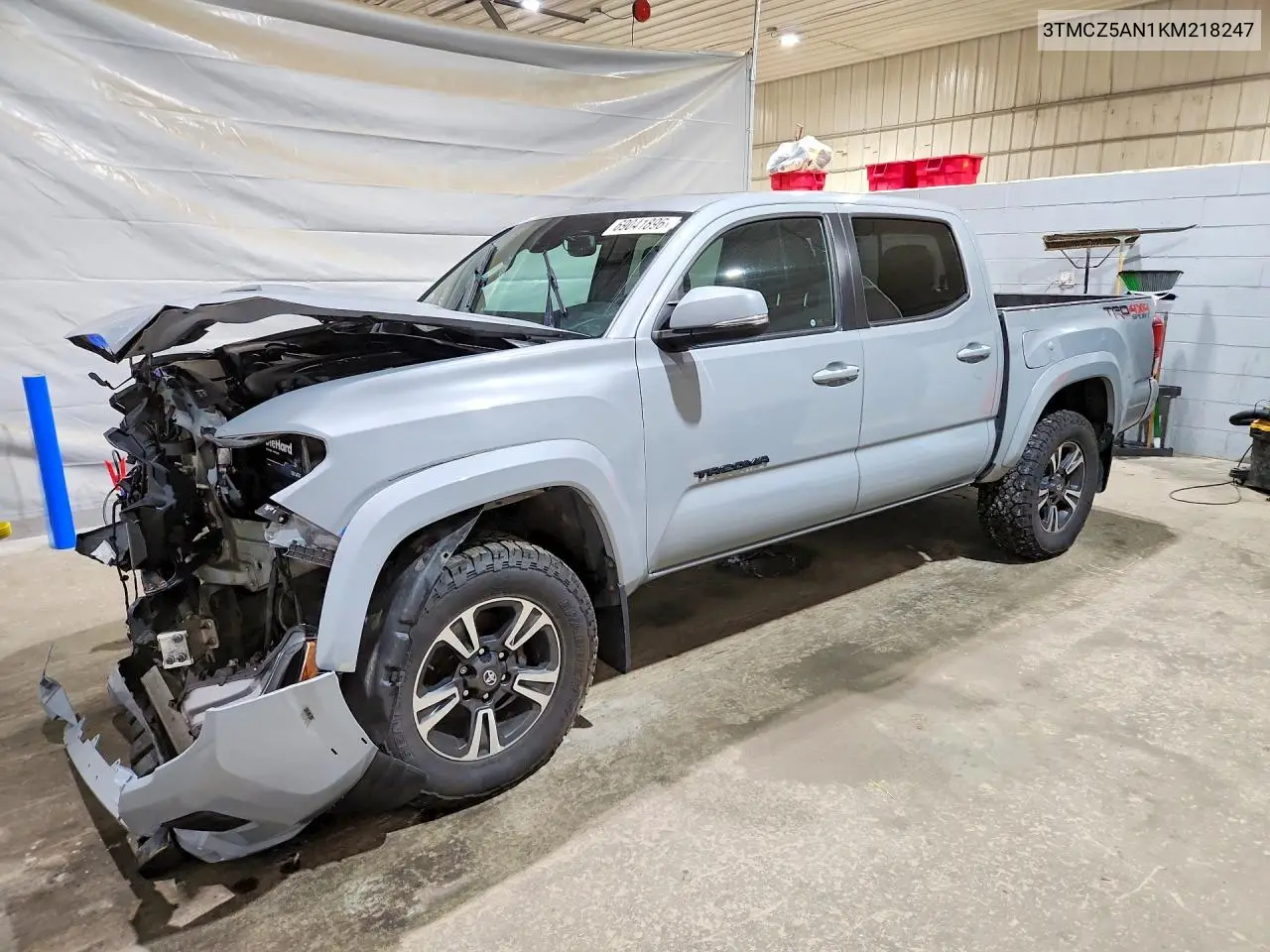 TOYOTA TACOMA 2019, VIN 3TMCZ5AN1KM218247
