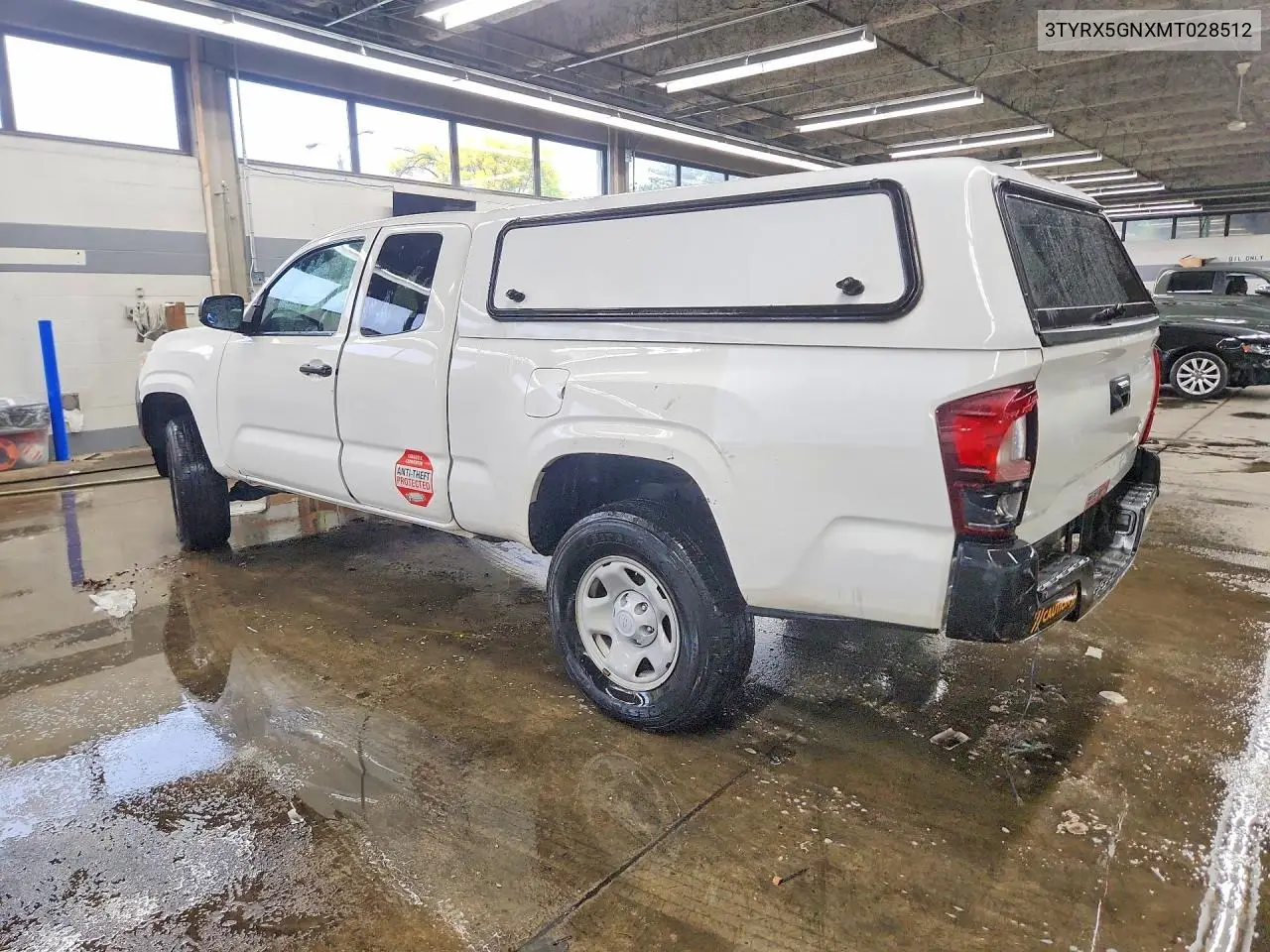 2021 TOYOTA TACOMA VIN 3TYRX5GNXMT028512 — фото 2